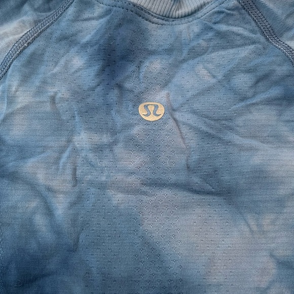 RARE Lululemon Short Sleeve Swiftly Tech in Blue Marble Dye - Picture 4 of 5